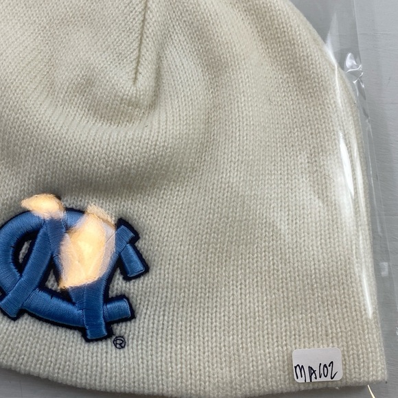 VTG‎ Champs NCAA North Carolina Tar Heels LOGO Knit Skull Cap Beanie Hat - Picture 10 of 10